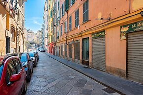 Charming Flat Next To Genoa's Aquarium