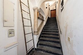 Charming Flat Next to Genoa's Aquarium