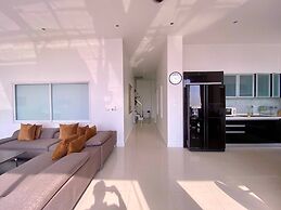 A2-stunning Seaview 4brs3baths Duplex Karon City