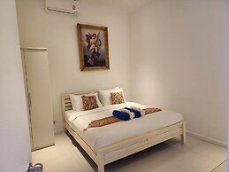 A2-stunning Seaview 4brs3baths Duplex Karon City