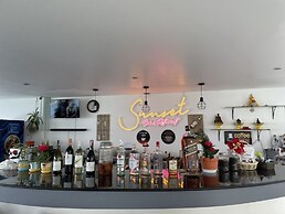 A2-stunning Seaview 4brs3baths Duplex Karon City