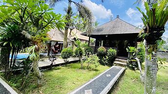 Dong Loka Guesthouse Bali