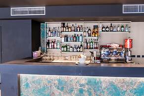 Lumia Hotel