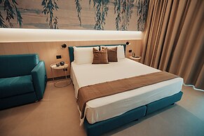 Lumia Hotel