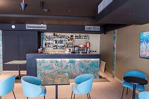 Lumia Hotel