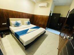 Hotel Mannat International