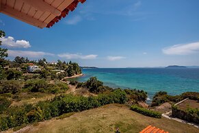 Alterra Vita Captain's Cabin