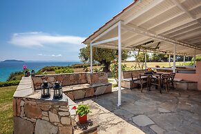 Alterra Vita Captain's Cabin