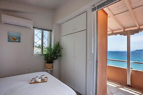 Alterra Vita Captain's Cabin