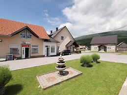 Apartments Jezerane