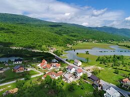 Apartments Jezerane