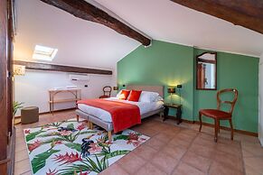 Lakefront Retreat by Wonderful Italy - Salvia