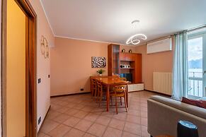 Lakefront Retreat by Wonderful Italy - Salvia