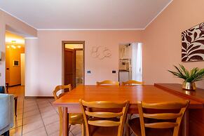 Lakefront Retreat by Wonderful Italy - Salvia