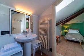 Lakefront Retreat by Wonderful Italy - Salvia