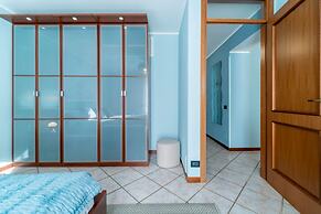 Lakefront Retreat by Wonderful Italy - Celeste