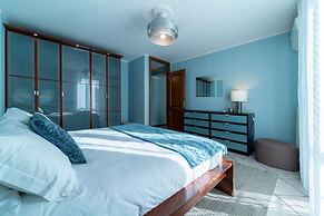 Lakefront Retreat by Wonderful Italy - Celeste