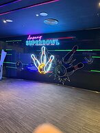 Family Apartment At Times Square