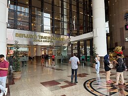 Family Apartment At Times Square