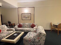 Family Apartment At Times Square