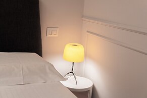 Tornabuoni Place & Dream by Mmega