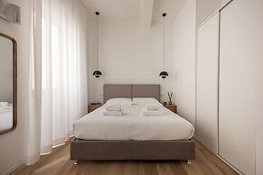 Tornabuoni Place & Dream by Mmega