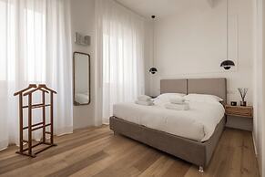 Tornabuoni Place & Dream by Mmega