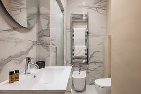 Tornabuoni Place & Dream by Mmega