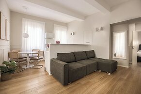 Tornabuoni Place & Dream by Mmega