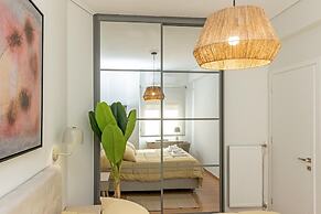 Urban Apartment in Egaleo