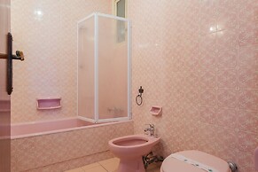 Golden Apartment in Bari