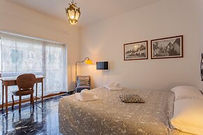 Silver Apartment by Wonderful Italy