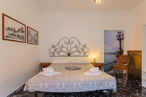 Silver Apartment by Wonderful Italy