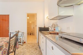 Silver Apartment by Wonderful Italy