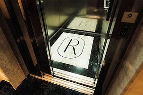 Royale Sainte Hélène Boutique Hotel