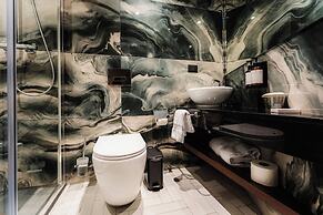 Royale Sainte Hélène Boutique Hotel