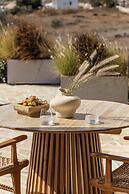 Solus Suites