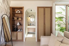 Solus Suites