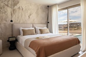 Solus Suites