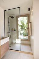Solus Suites