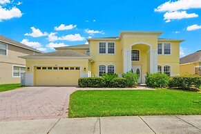 Large Villa - Close to Disney With Extended Patio and Golf Course View