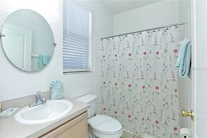 Large Villa - Close to Disney With Extended Patio and Golf Course View