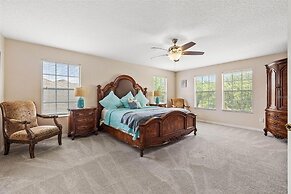 Large Villa - Close to Disney With Extended Patio and Golf Course View
