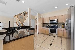 Large Villa - Close to Disney With Extended Patio and Golf Course View