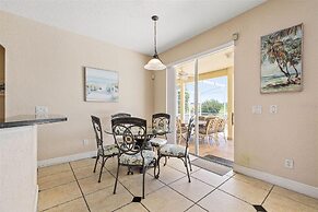 Large Villa - Close to Disney With Extended Patio and Golf Course View