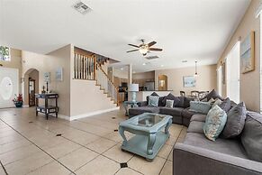 Large Villa - Close to Disney With Extended Patio and Golf Course View