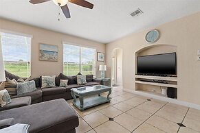 Large Villa - Close to Disney With Extended Patio and Golf Course View