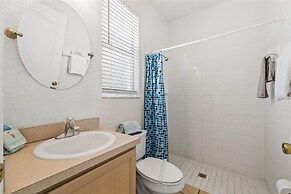 Large Villa - Close to Disney With Extended Patio and Golf Course View