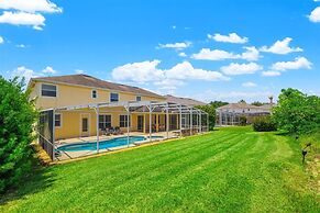 Large Villa - Close to Disney With Extended Patio and Golf Course View