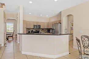 Large Villa - Close to Disney With Extended Patio and Golf Course View